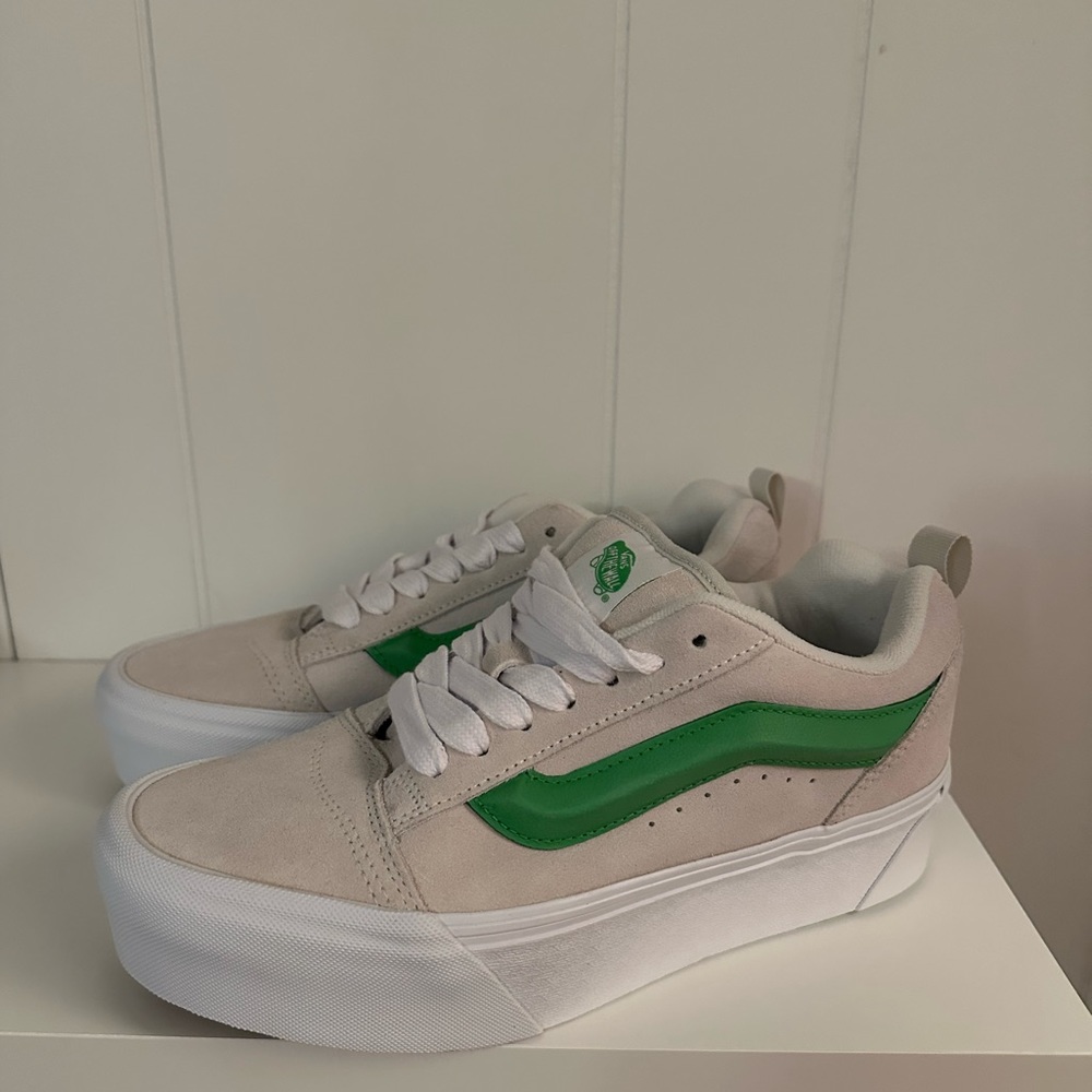 Vans Knu Stacked shoes Womens 10 Men’s 8.5 Brand new without tags/box.